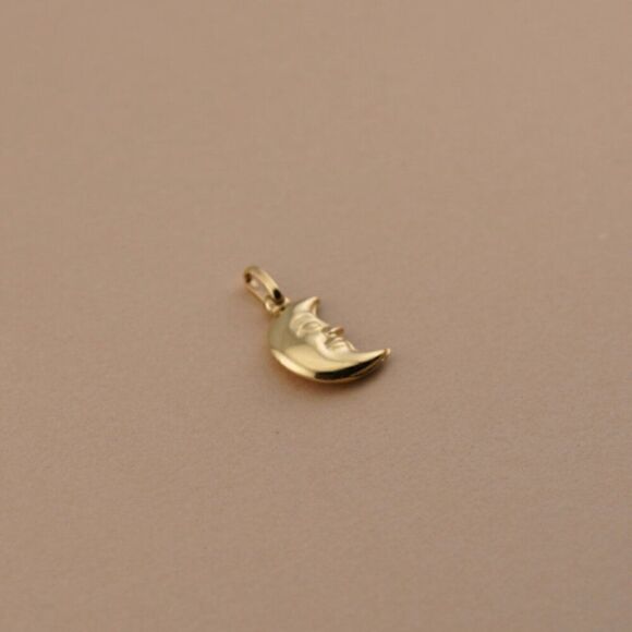 14k Real Gold Halfmoon Charm | Halfmoon Pendant | Birthday Gift | Timeless Gift - Picture 3 of 5